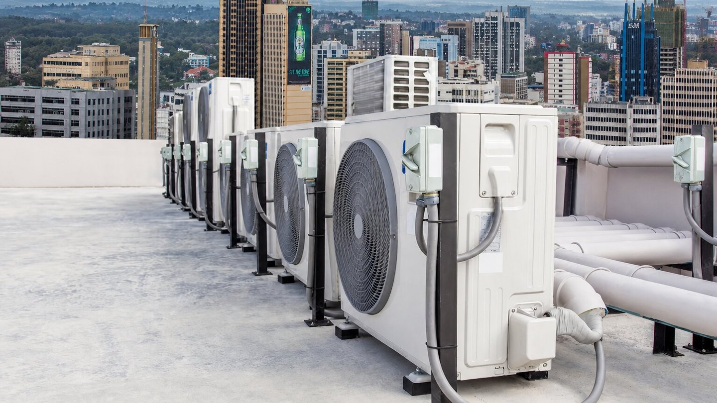 Rooftop air-conditioning equipment serving a commercial building