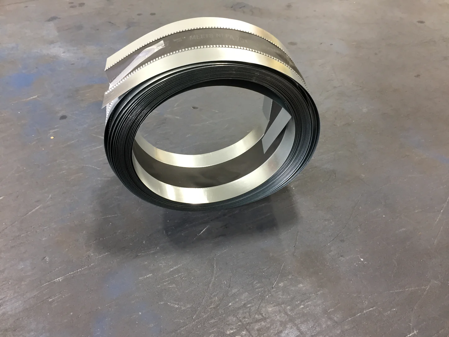 DUCT CONNECTOR